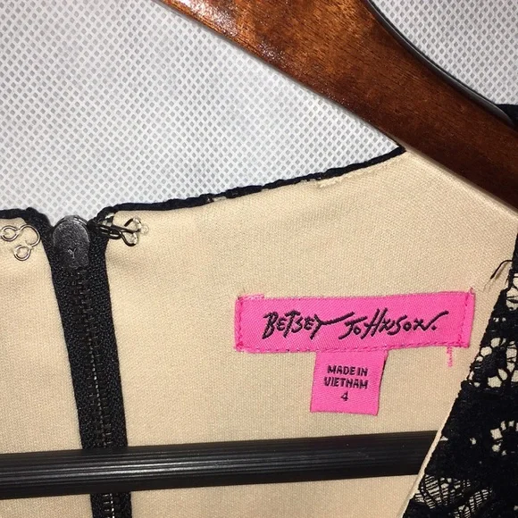 Betsy Johnson Black Lace Overlay Dress With Tan Lining and Cap Sleeves | Size 4 - Picture 4 of 8